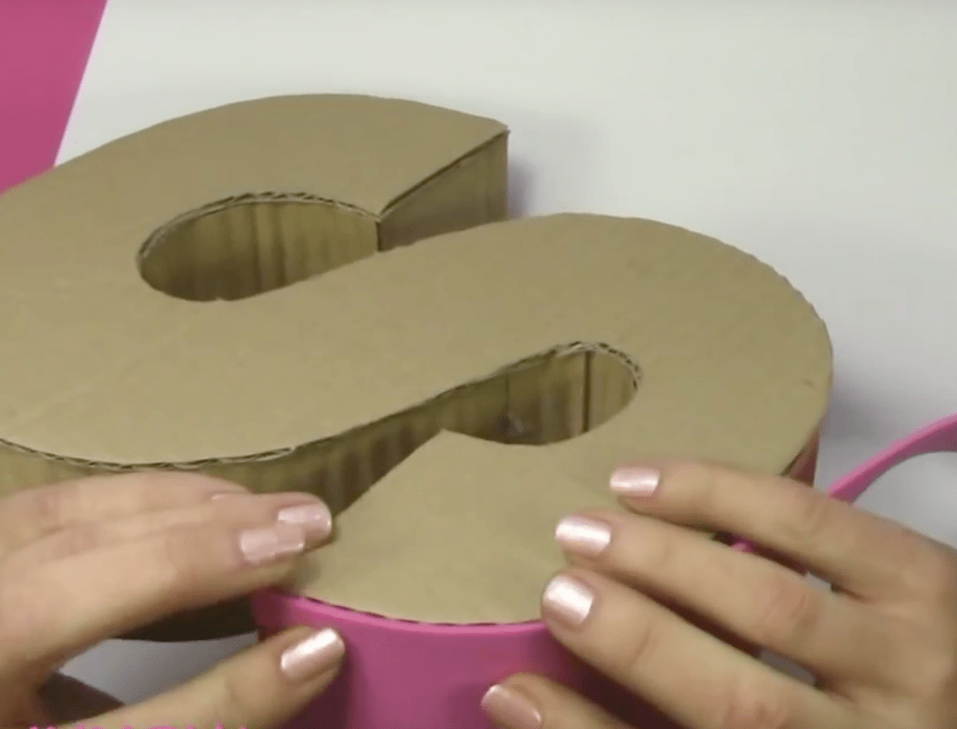 Letras en 3D hechas en cartón