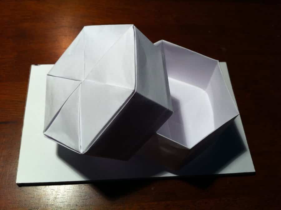 caja hexagonal